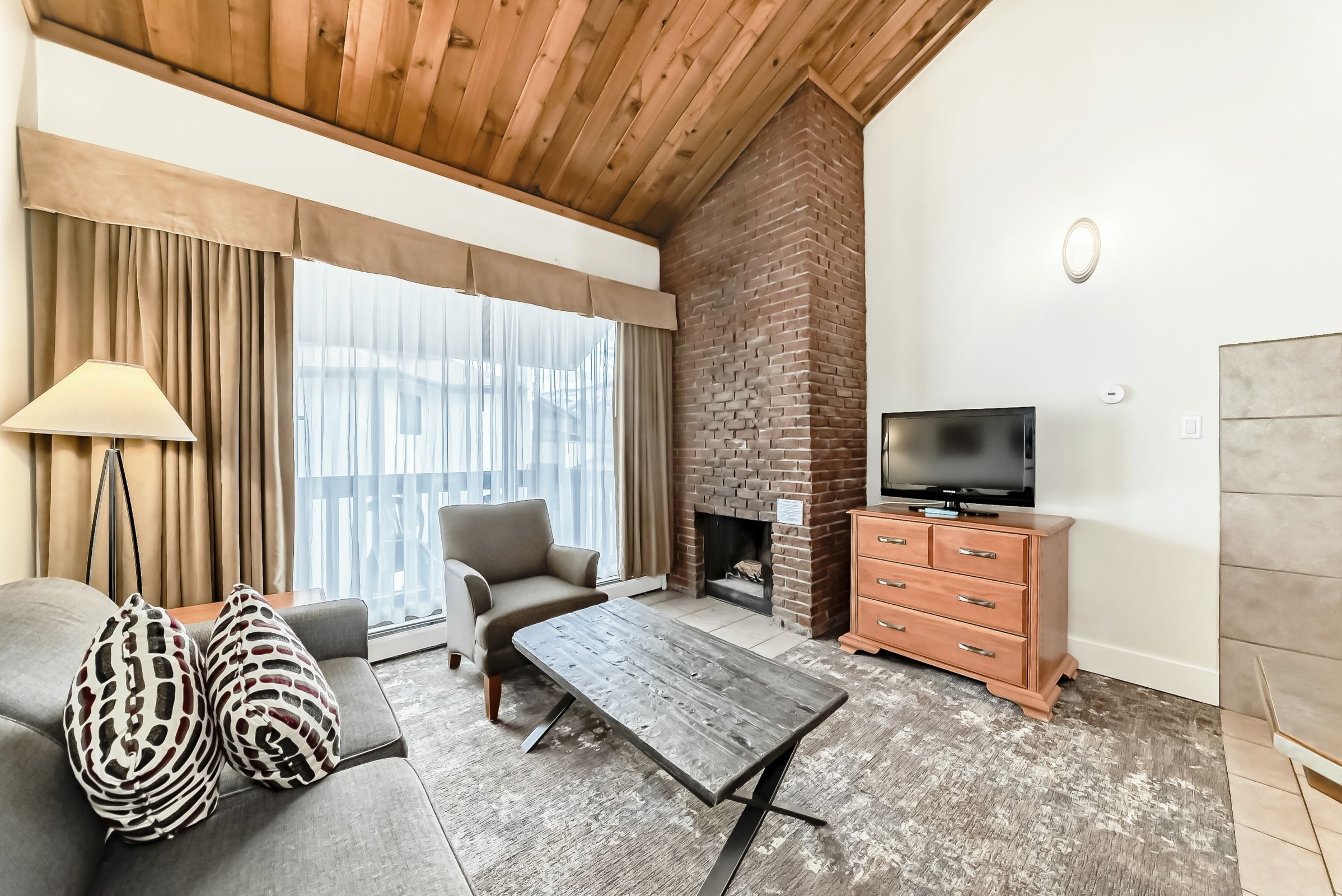 jasper inn & suites, hotel in Jasper AB